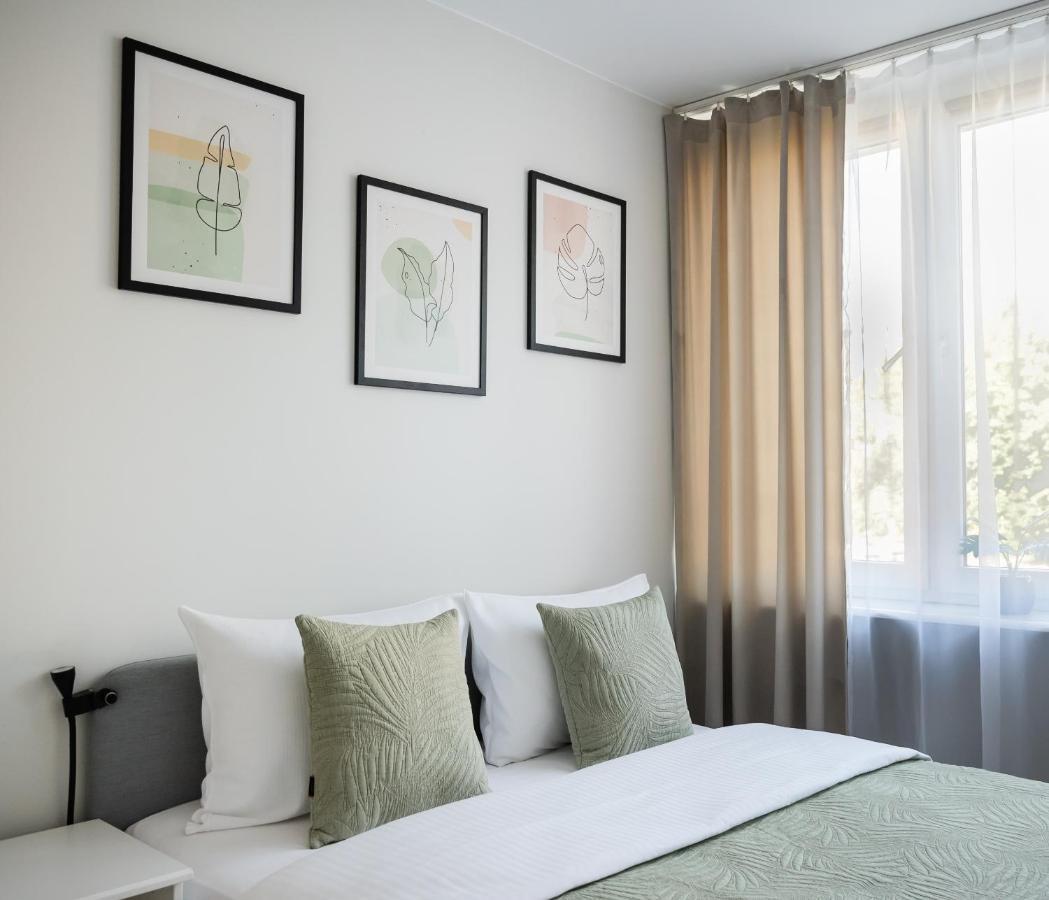 Nowogrodzka Grey Apartment Варшава Экстерьер фото