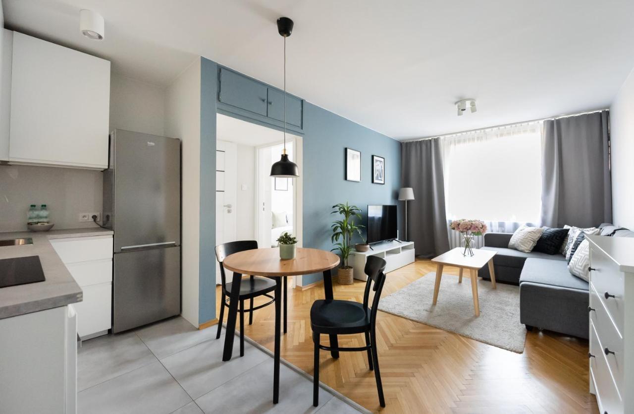 Nowogrodzka Grey Apartment Варшава Экстерьер фото
