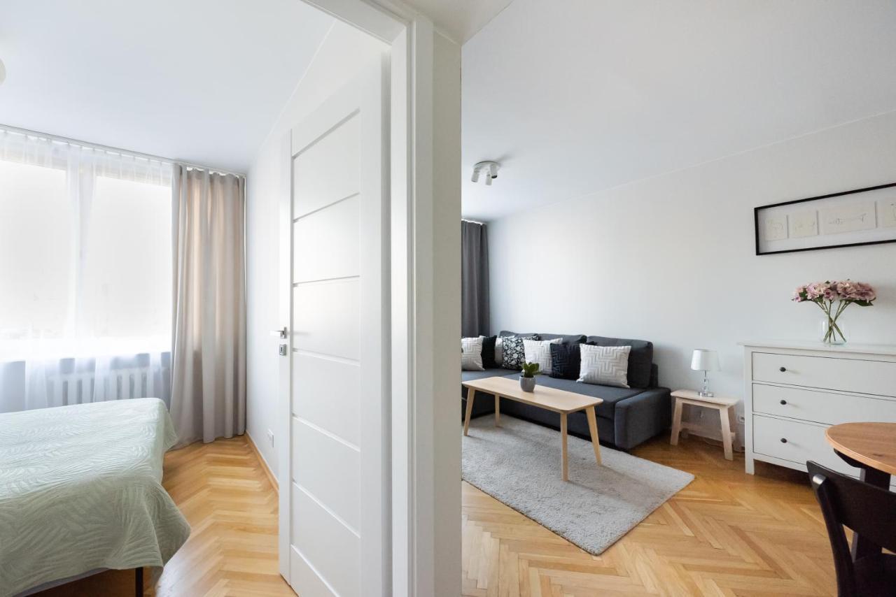 Nowogrodzka Grey Apartment Варшава Экстерьер фото